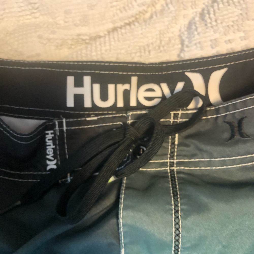 Hurley Swim - Picture 2 of 4